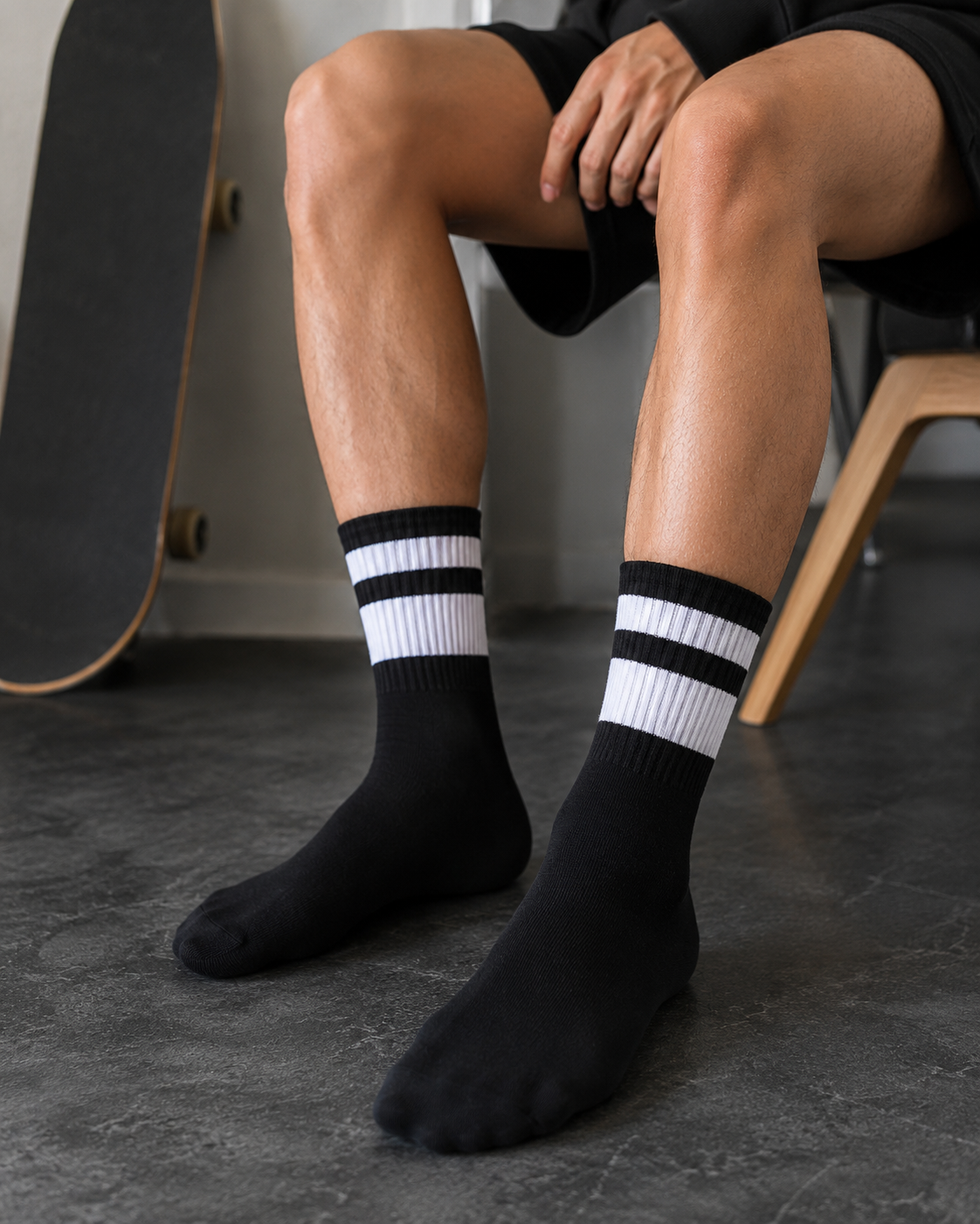 Trendy Pure Cotton Mid-calf Length Socks High-top Skateboard Basketball Socks Fashion Striped Athletic Socks